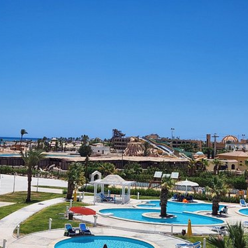 🏨 فندق وايت فالي (White Valley Resort)