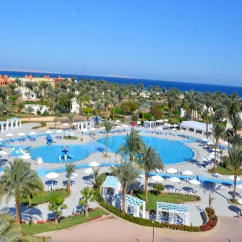 🏨 فندق فارو أزور (Pharaoh Azur Resort Hurghada)