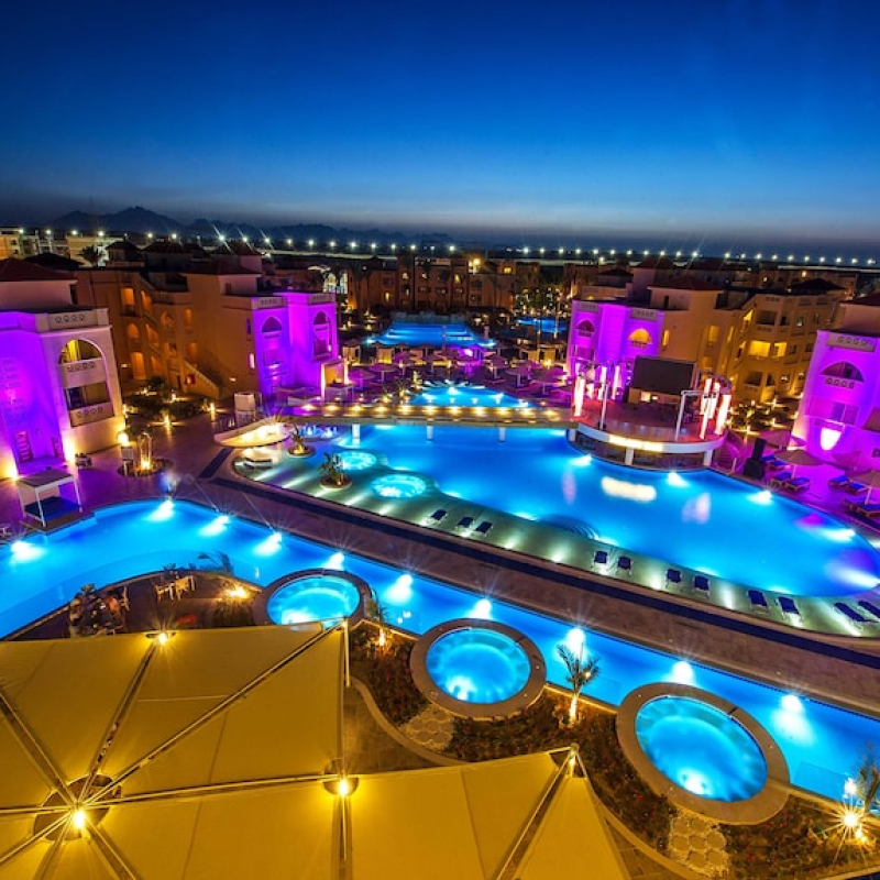 🏨 فندق الباتروس أكوا بلو (Pickalbatros Aqua Blu Resort Hurghada)