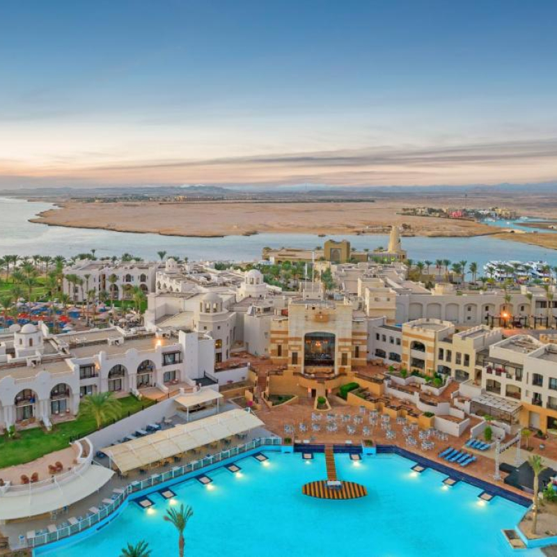 🏨 الباتروس ساندز بورتو غالب – مرسى علم (Pickalbatros Sands Port Ghalib)